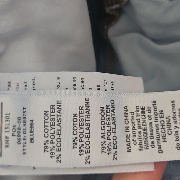 Good American Light Blue Frayed Hem Skinny Jeans Size 12 / 31 - Picture 7 of 7